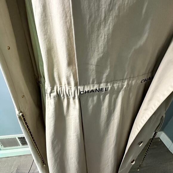 Chanel 1993 Vintage Trench Coat Size 38 - Picture 7 of 11